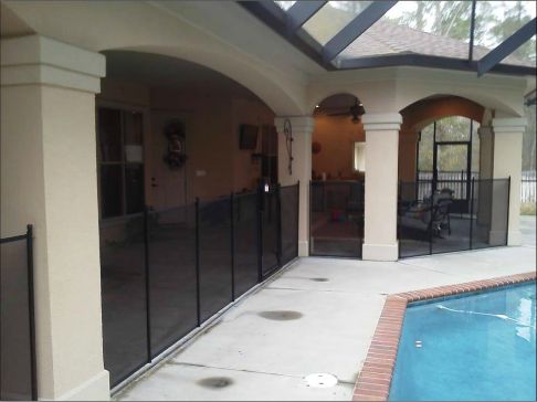 Fence can be placed in between columns or inside the yard fence.